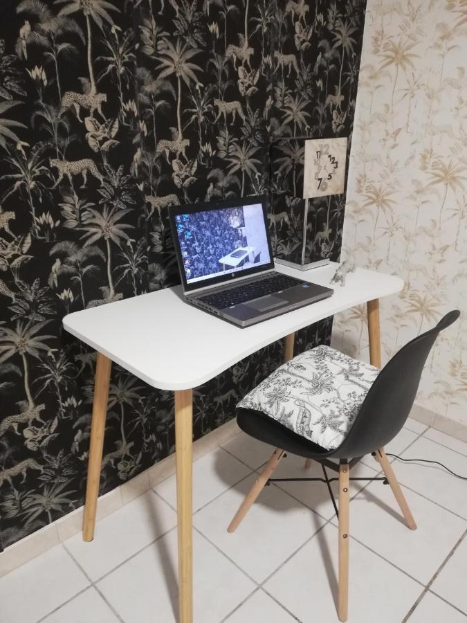 Apartamento Zahra Dor Plombieres-les-Dijon Exterior foto